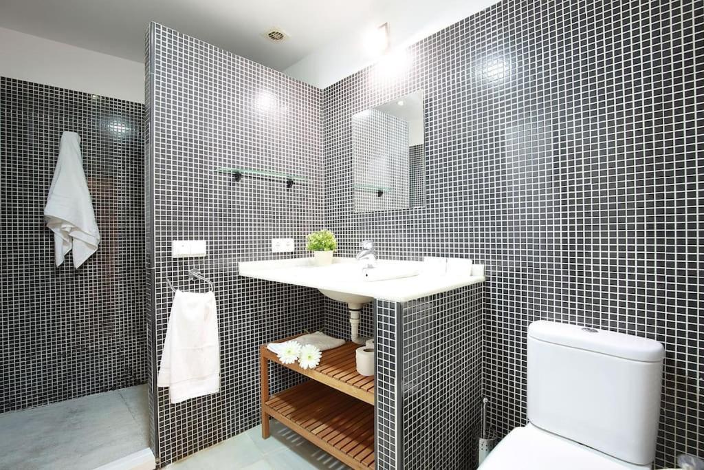 Nuevo Estudio Centro Sevilla. Ac/Wifi Castellar 56 Екстериор снимка